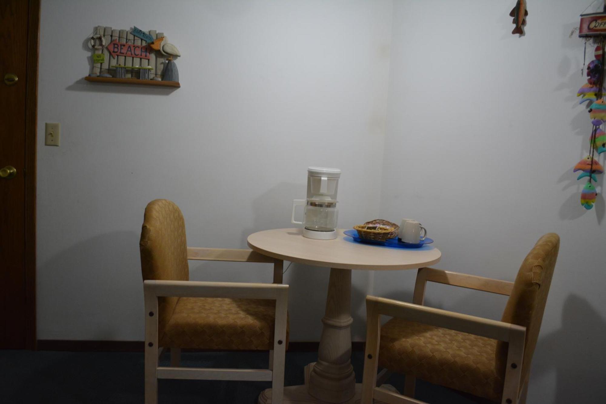 Bloomer Inn & Suites ห้อง รูปภาพ